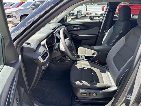 Used 2023 Chevrolet TrailBlazer LT w/ Convenience Package AWD/4WD image 41