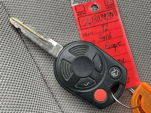 Used 2012 Ford Escape XLT image 26