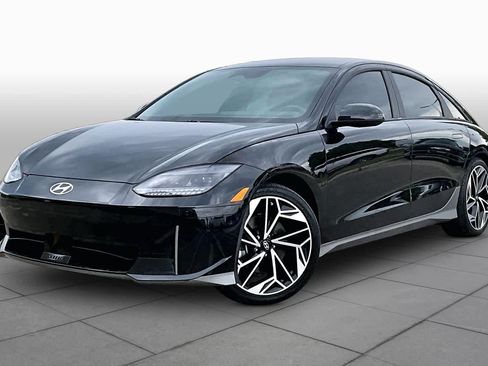 Used 2023 Hyundai Ioniq 6 SEL RWD image 1
