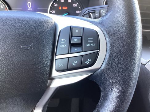 Used 2021 Ford Explorer XLT w/ Equipment Group 202A RWD image 20