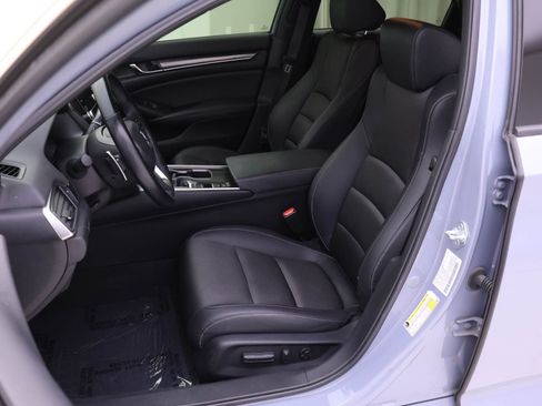 Used 2022 Honda Accord Sport image 4