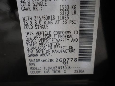 Used 2024 Nissan Pathfinder S image 46