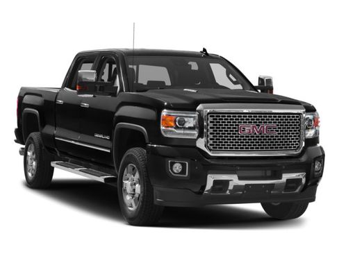 Used 2016 GMC Sierra 3500 Denali w/ Driver Alert Package AWD/4WD image 6