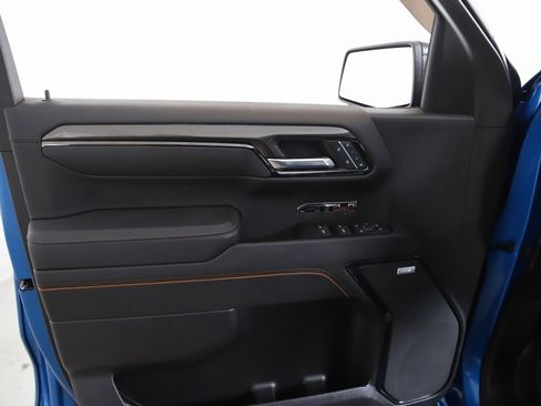 Used 2023 GMC Sierra 1500 AT4 w/ AT4 Premium Package image 12