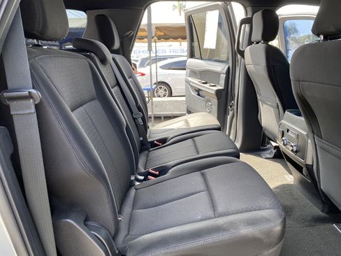Used 2019 Ford Expedition Max XLT RWD image 23
