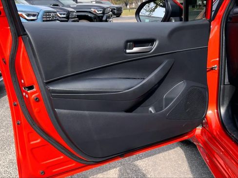 Used 2025 Toyota Corolla SE image 20