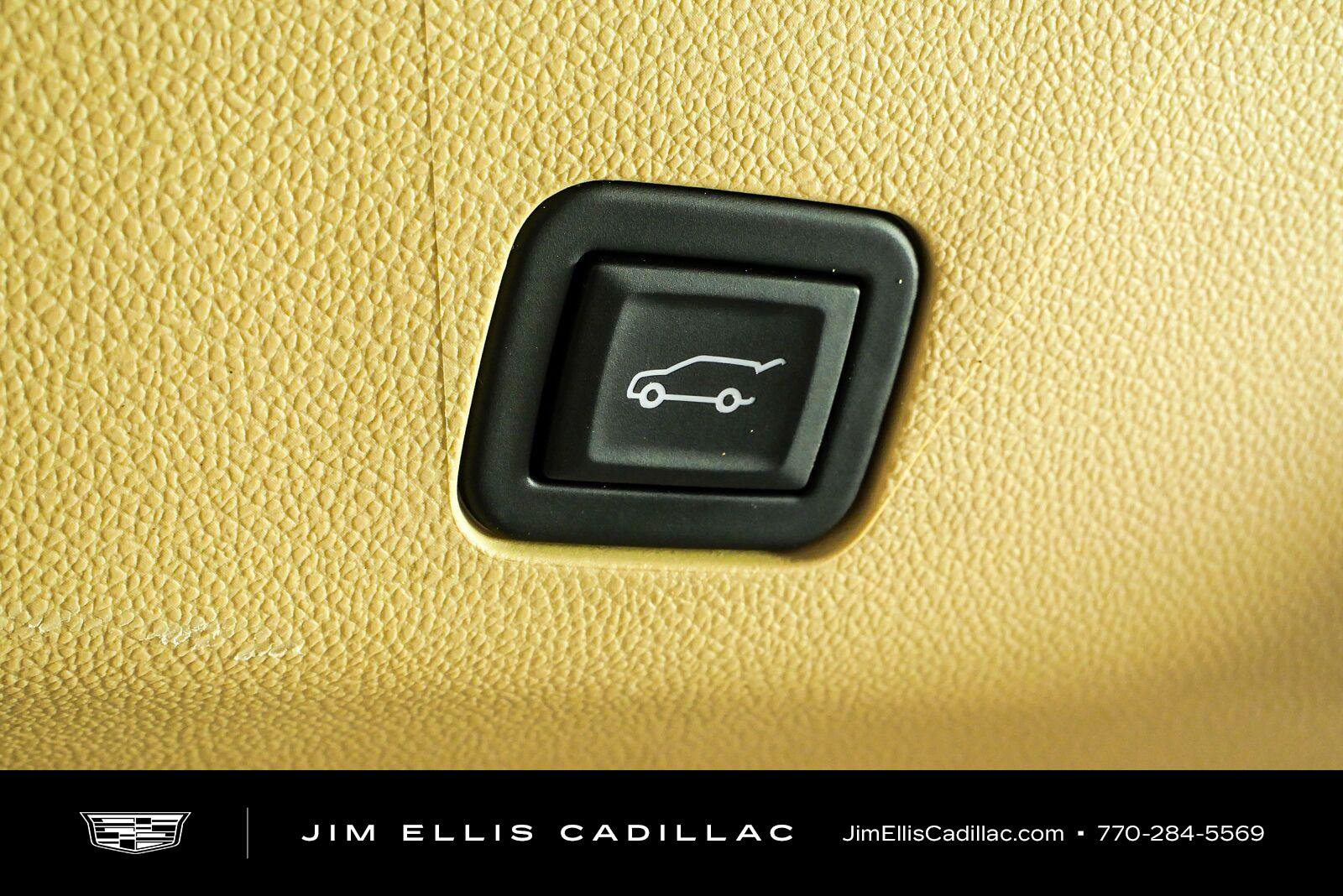Used 2023 Cadillac Escalade Premium Luxury w/ Performance Package RWD image 36