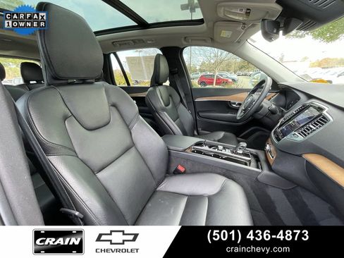 Used 2023 Volvo XC90 B6 Plus image 33