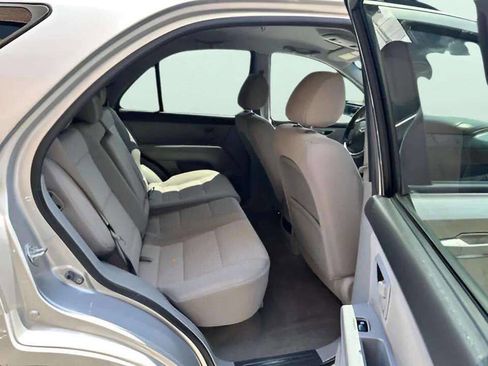 Used 2009 Kia Sorento LX image 11