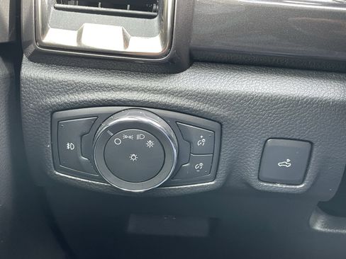 Used 2019 Ford Ranger Lariat w/ Equipment Group 501A Mid image 14