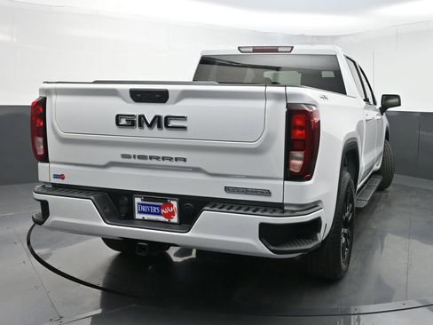 Used 2022 GMC Sierra 1500 Elevation w/ LPO, Elevation Black Package image 40