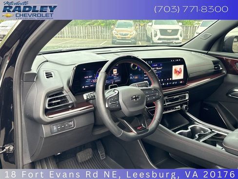 Certified 2024 Chevrolet Traverse RS w/ LPO, Floor Liner Package image 14