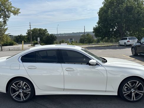 Used 2022 BMW 330i xDrive Sedan w/ Driving Assistance Package AWD/4WD image 11