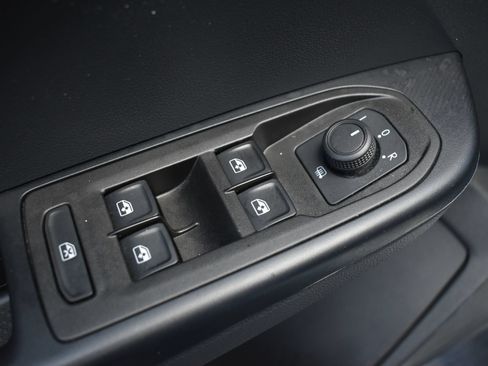 Used 2024 Volkswagen Taos SE AWD/4WD image 11