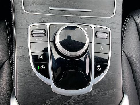 Used 2019 Mercedes-Benz GLC 300 image 33