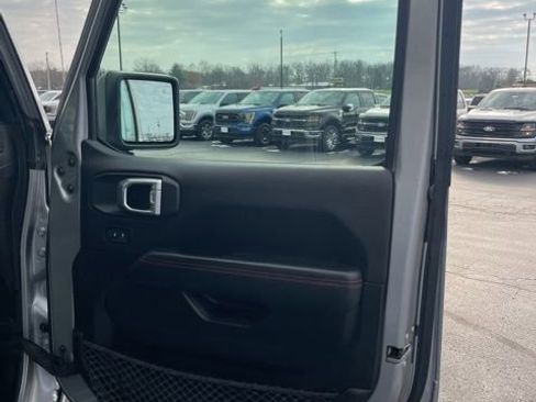 Used 2021 Jeep Wrangler Unlimited Rubicon AWD/4WD image 31