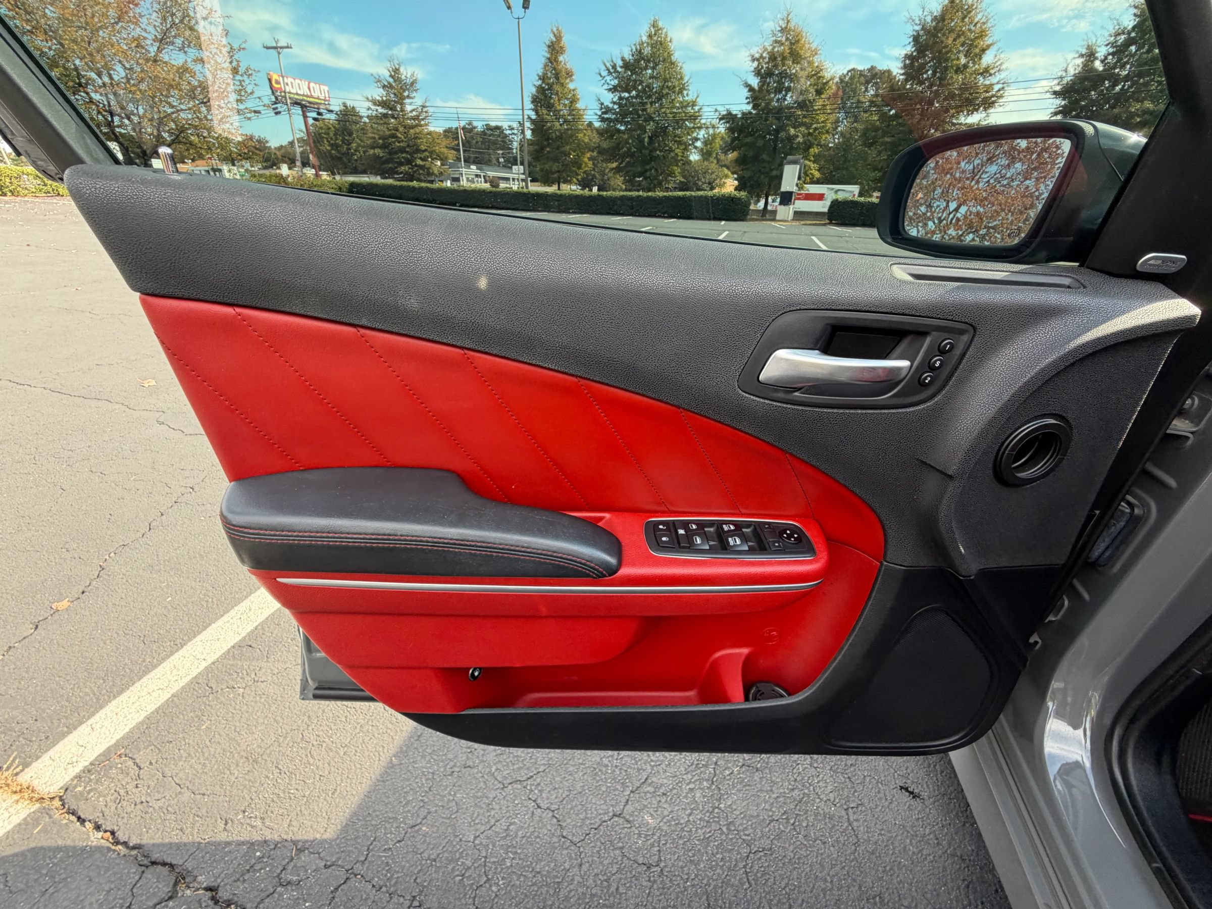 Used 2018 Dodge Charger R/T Scat Pack w/ Dynamics Package RWD image 17