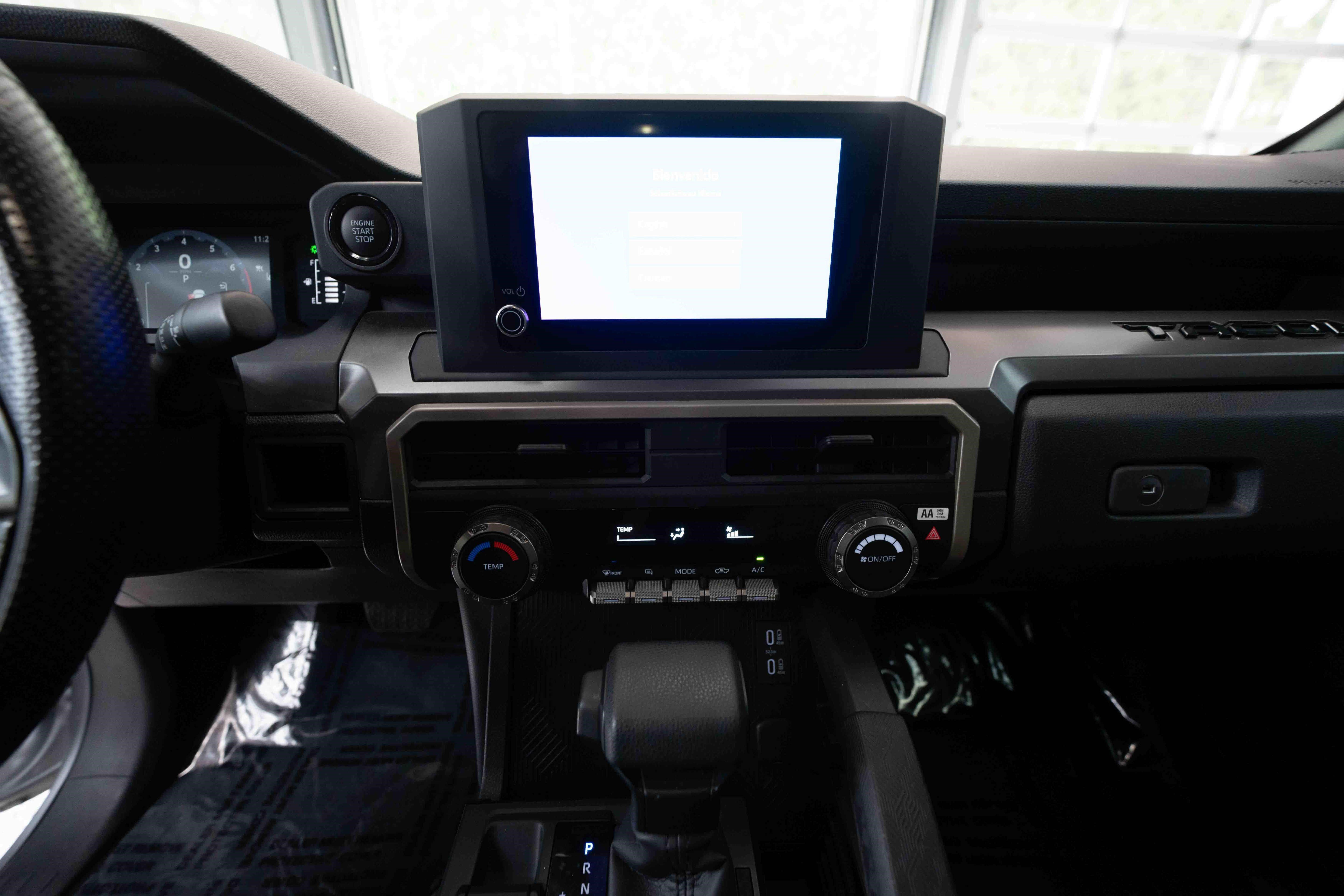 Used 2024 Toyota Tacoma SR5 AWD/4WD image 17