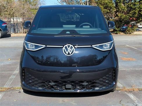 New 2025 Volkswagen ID. Buzz Pro S image 2