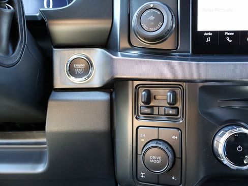 New 2026 Ford F250 Platinum image 32