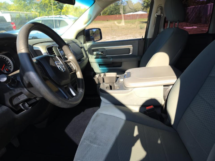 Used 2014 RAM 1500 Classic SLT AWD/4WD image 7