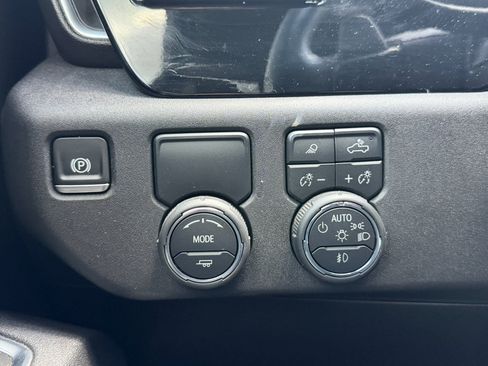 Used 2025 Chevrolet Silverado 1500 LTZ w/ LTZ Convenience Package II RWD image 25