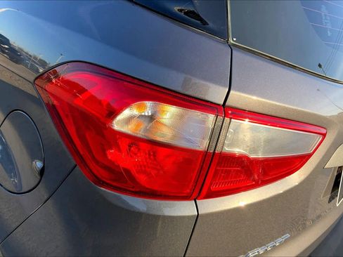 Used 2022 Ford EcoSport S image 56