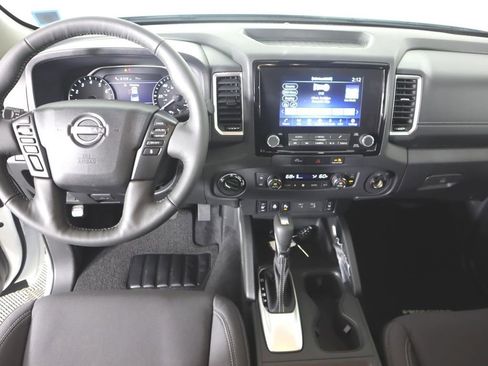 Certified 2024 Nissan Frontier SV w/ SV Convenience Package image 27