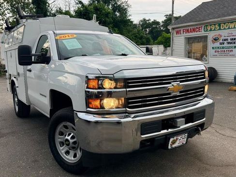 Used 2015 Chevrolet Silverado 3500 W/T RWD image 2