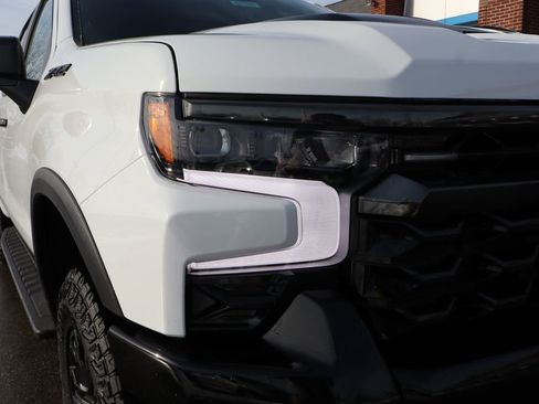 New 2026 Chevrolet Silverado 1500 ZR2 image 5