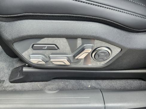 New 2026 Kia EV9 Land w/ Nightfall Edition Package image 7