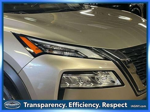 Used 2023 Nissan Rogue SL AWD/4WD image 12