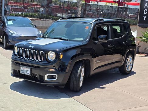 Used 2018 Jeep Renegade Latitude image 7