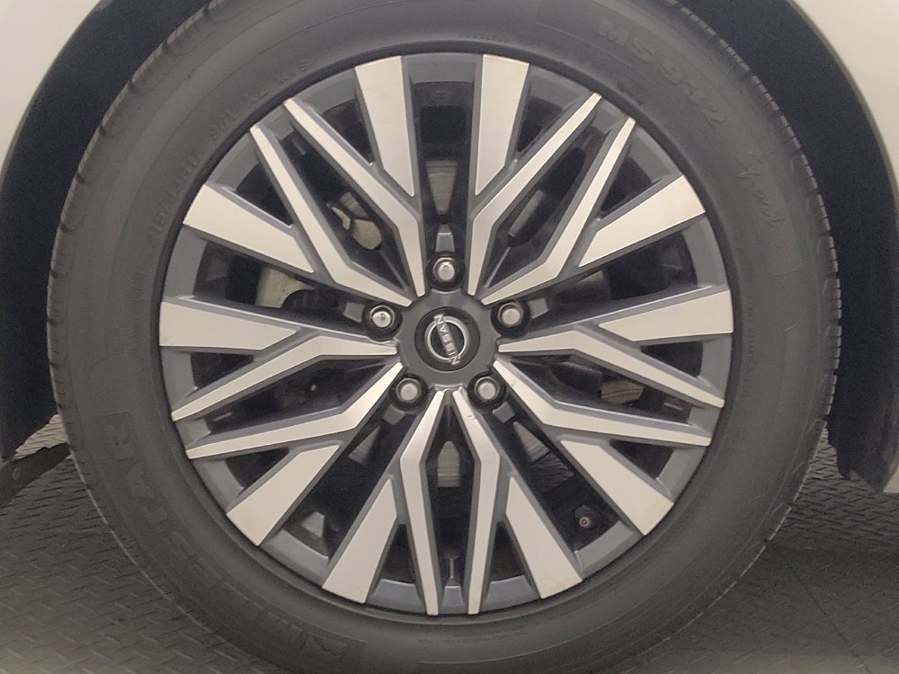 Used 2024 Nissan Altima 2.5 SV FWD image 31