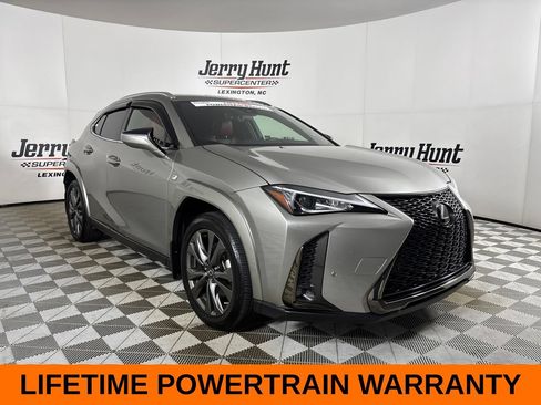 Used 2022 Lexus UX 200 F Sport w/ F Sport Premium Package FWD image 4