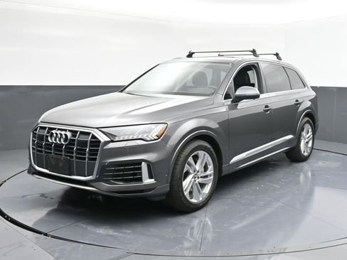 Used 2020 Audi Q7 3.0T Prestige w/ Prestige Package image 4