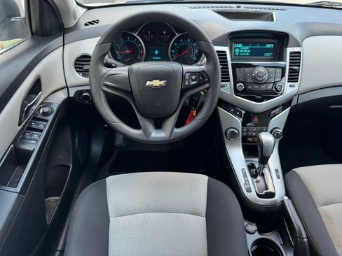Used 2012 Chevrolet Cruze LS w/ Connectivity Package FWD image 29