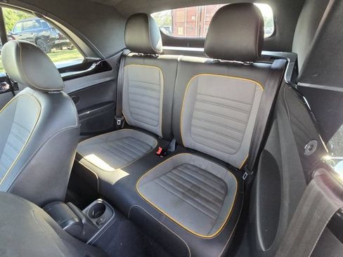 Used 2017 Volkswagen Beetle 1.8T Dune FWD image 17
