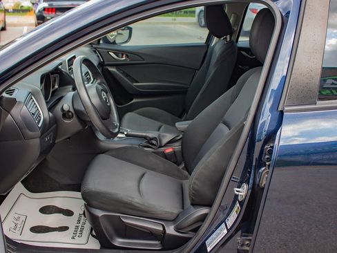 Used 2015 MAZDA MAZDA3 i SV FWD image 12