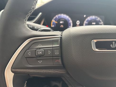 New 2025 Jeep Grand Cherokee L Limited w/ Black Appearance Package image 20