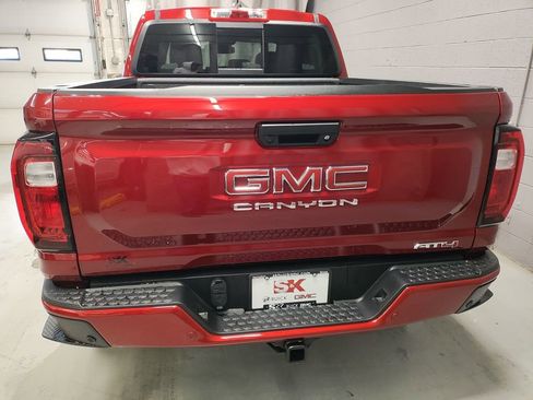 New 2026 GMC Canyon AT4 w/ AT4 Premium Package image 20
