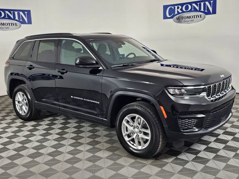 New 2025 Jeep Grand Cherokee Laredo X w/ Luxury Tech Group I image 7