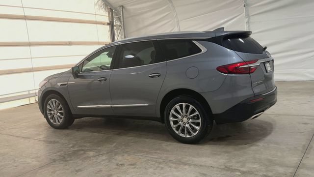 Used 2020 Buick Enclave Premium w/ Surround and Sites Package FWD image 2