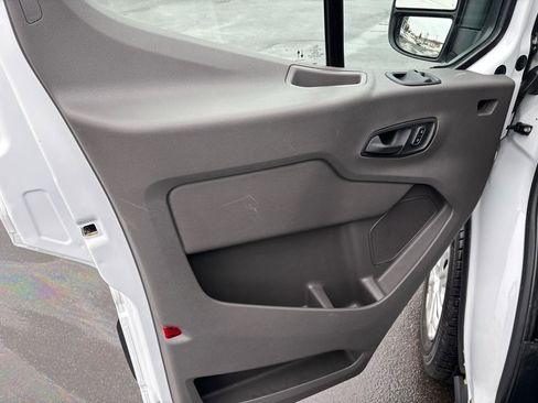 Used 2024 Ford Transit 250 Low Roof w/ Exterior Upgrade Package image 13