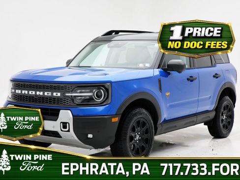 Used 2025 Ford Bronco Sport Badlands AWD/4WD image 2