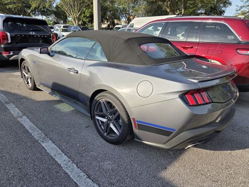 Used 2025 Ford Mustang GT Premium RWD image 3