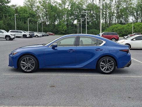 Used 2021 Lexus IS 300 AWD w/ Comfort Package image 7