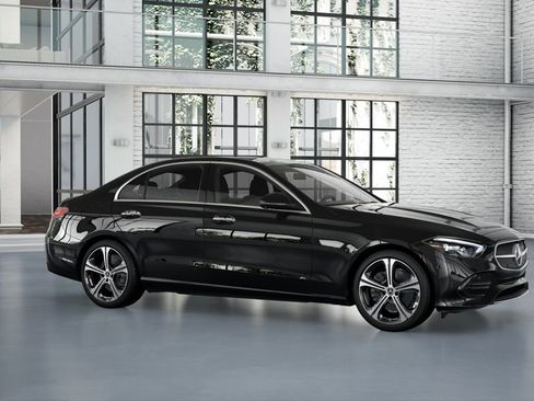 Used 2025 Mercedes-Benz C 300 Sedan image 8