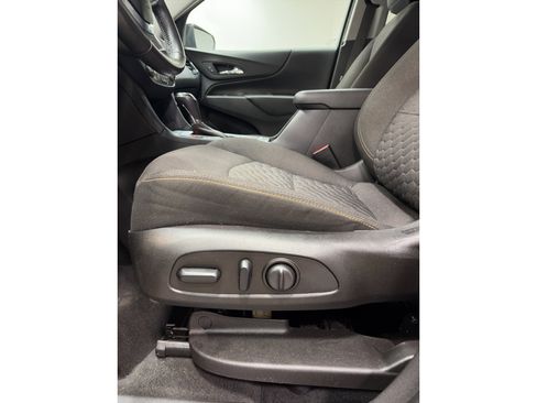 Used 2019 Chevrolet Equinox LT AWD/4WD image 14
