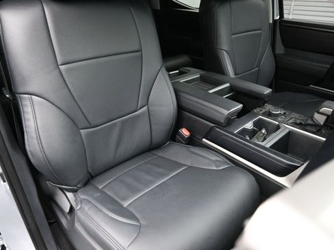 Used 2022 Toyota Tundra SR5 image 39